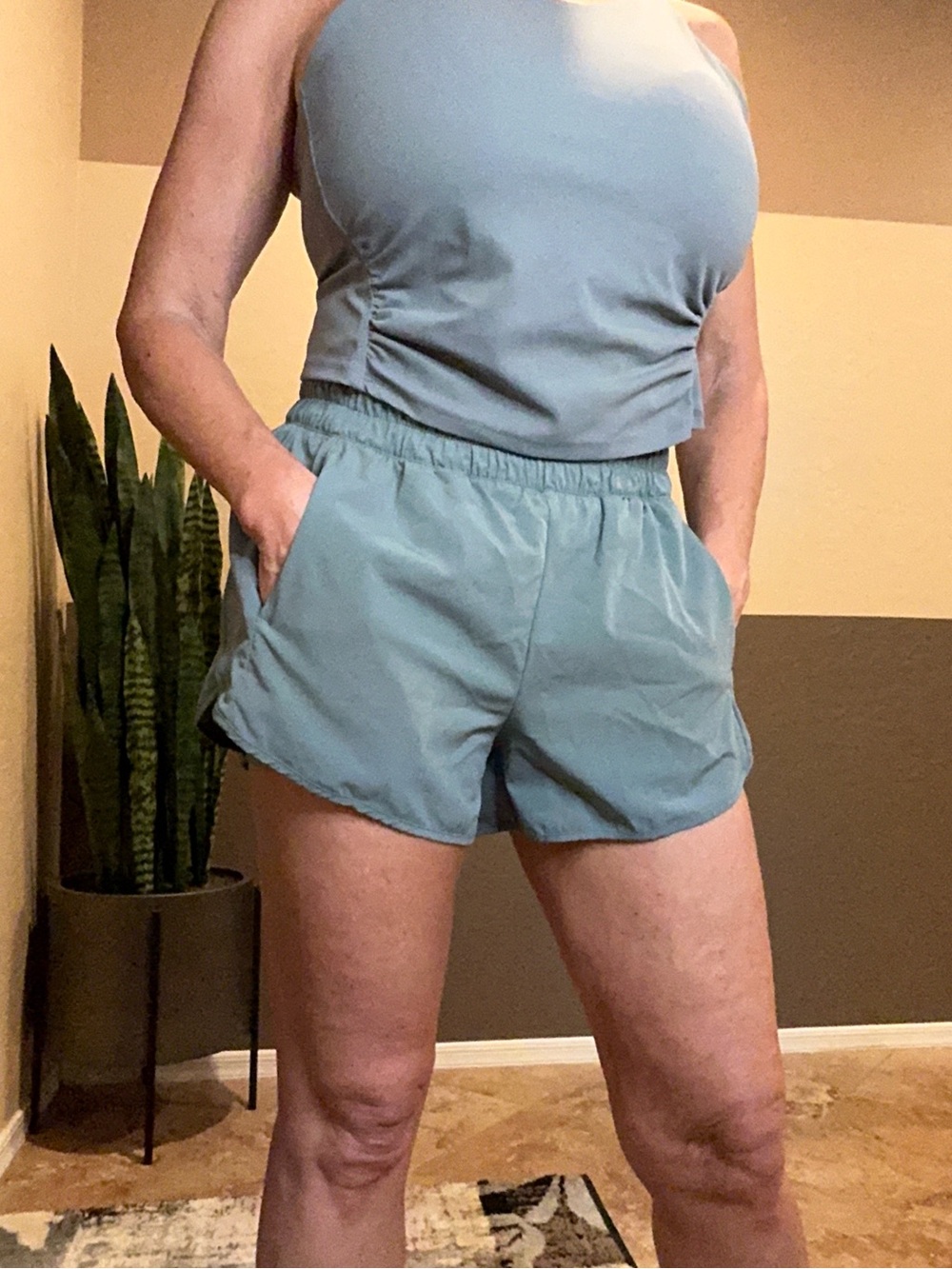 ๐ฅ Avia 2-Piece Athletic Set โ Sage Green / Black Lapis ๐ฅ - Picture 4 of 12